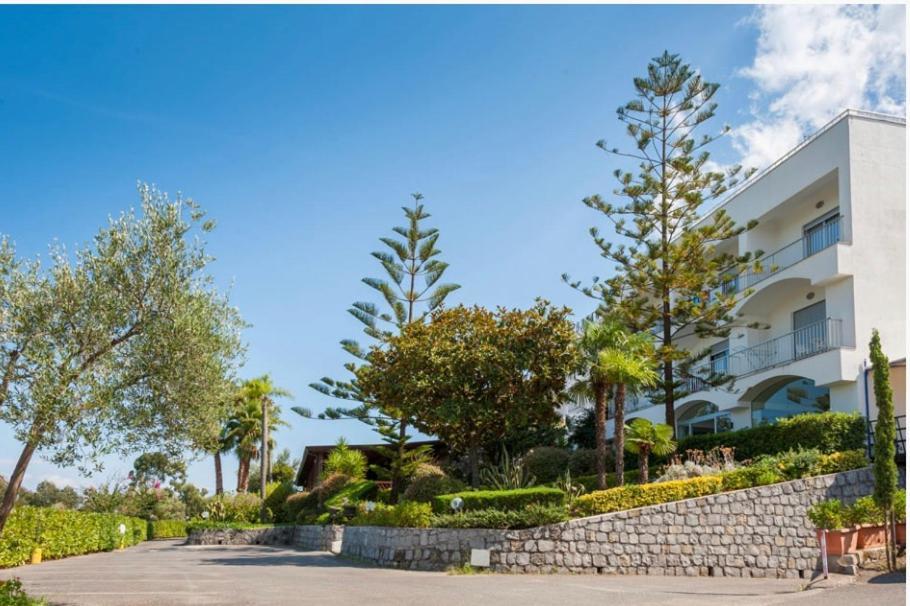 סקאריו Marcaneto Hotel מראה חיצוני תמונה